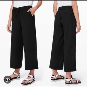 Lululemon on the fly wide leg 7/8 woven